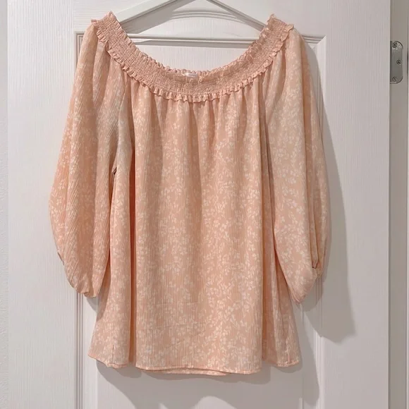Lauren Conrad light pink floral peasant blouse. Size L. - Picture 1 of 3